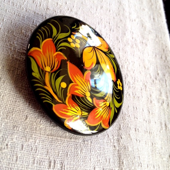 Vintage Set Ukrainian Floral Folk Art Brooches - Picture 5 of 8